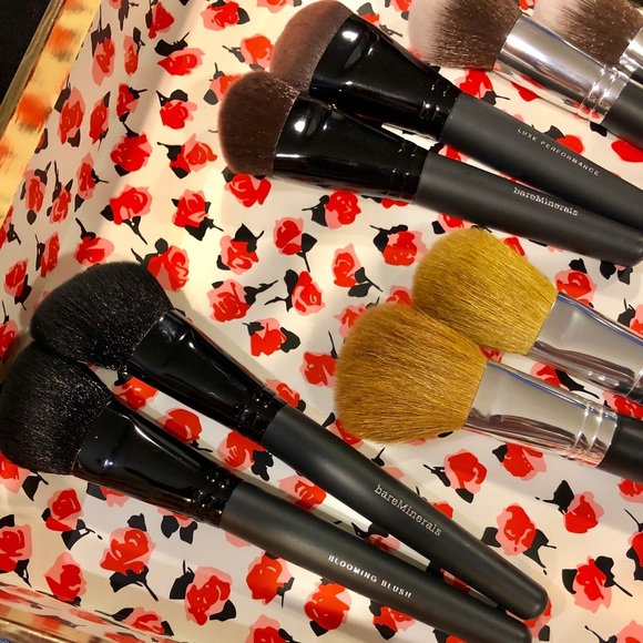 bareMinerals Makeup Bareminerals Luxe Performance Brush Poshmark